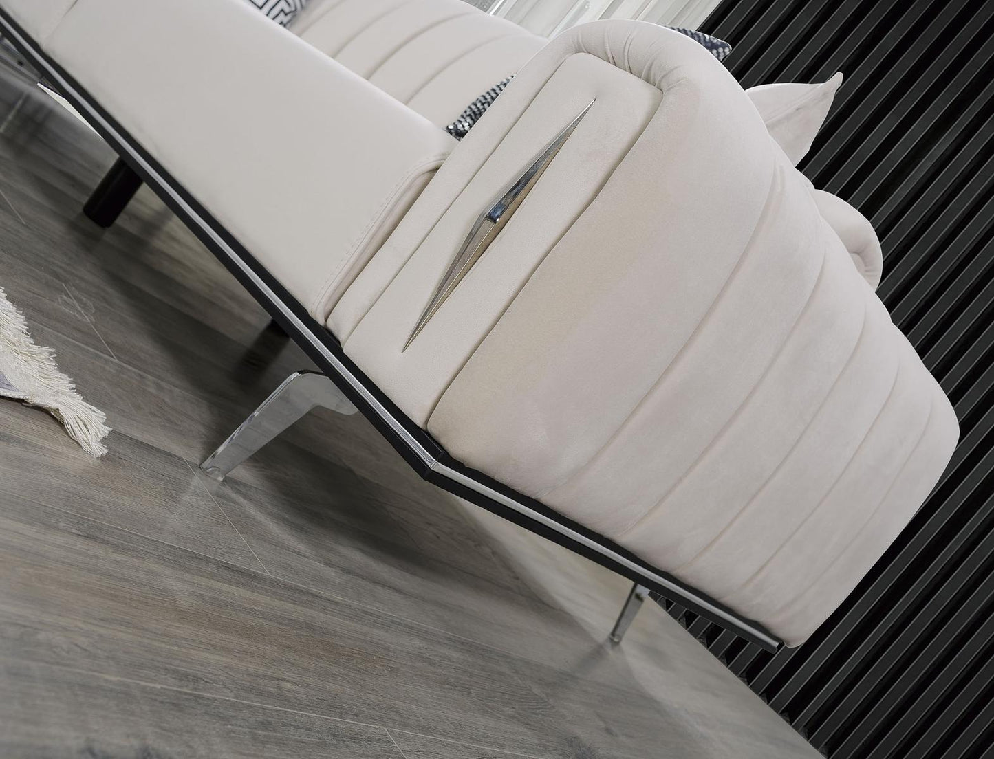 Siena 3-sits Soffa – Stilren Komfort med Bäddfunktion från Milla Home
